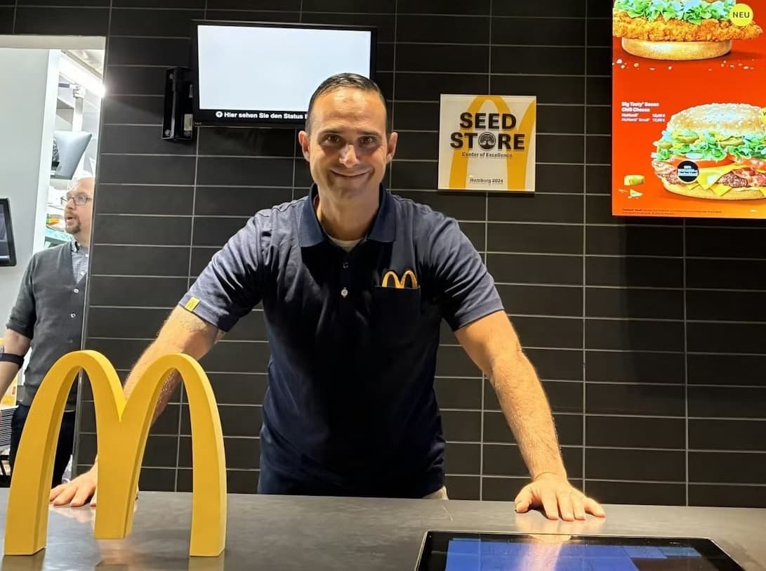 Ex-Bundesliga manager quits football and takes up job at McDonald’s