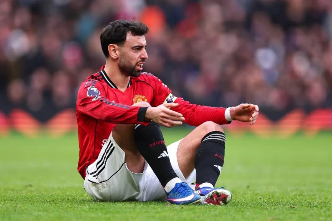 Bruno Fernandes demand issued after Man Utd considered three transfer offers