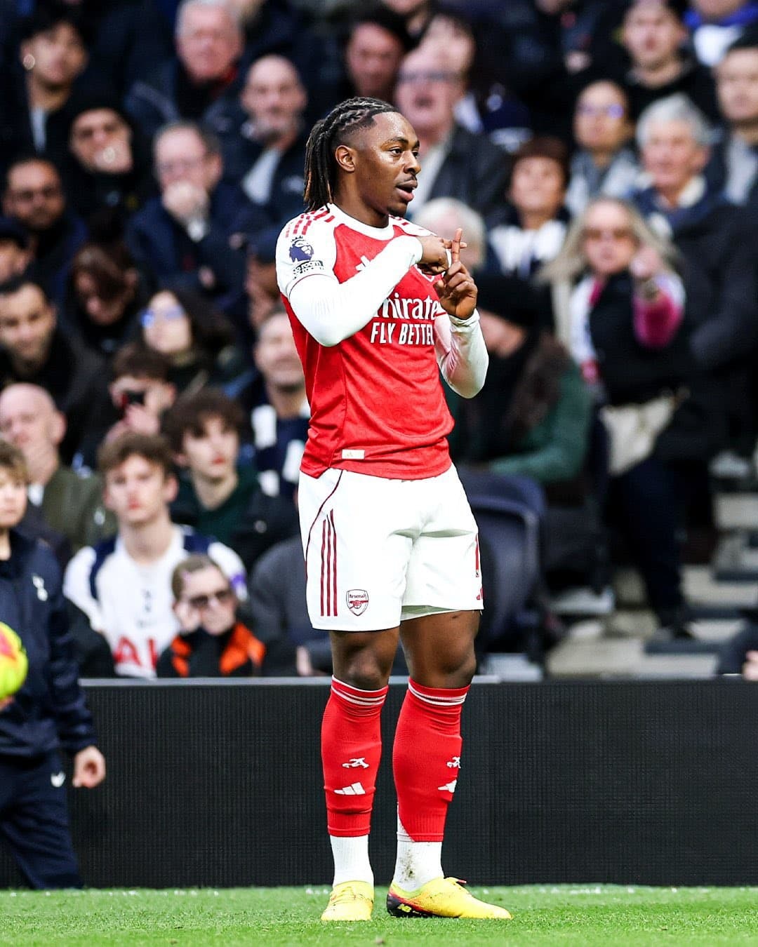 Eberechi Eze has now scored 5 goals in 2 games against Tottenham this season. 🖐🏿