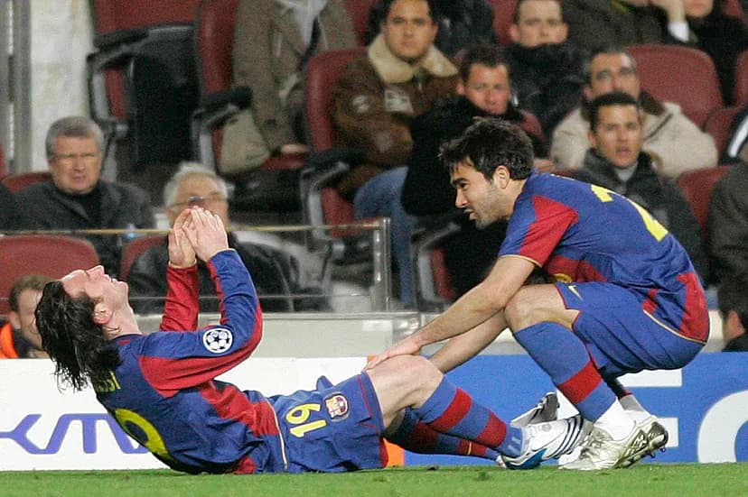 Lionel Messi's return to FC Barcelona addressed by sporting director Deco