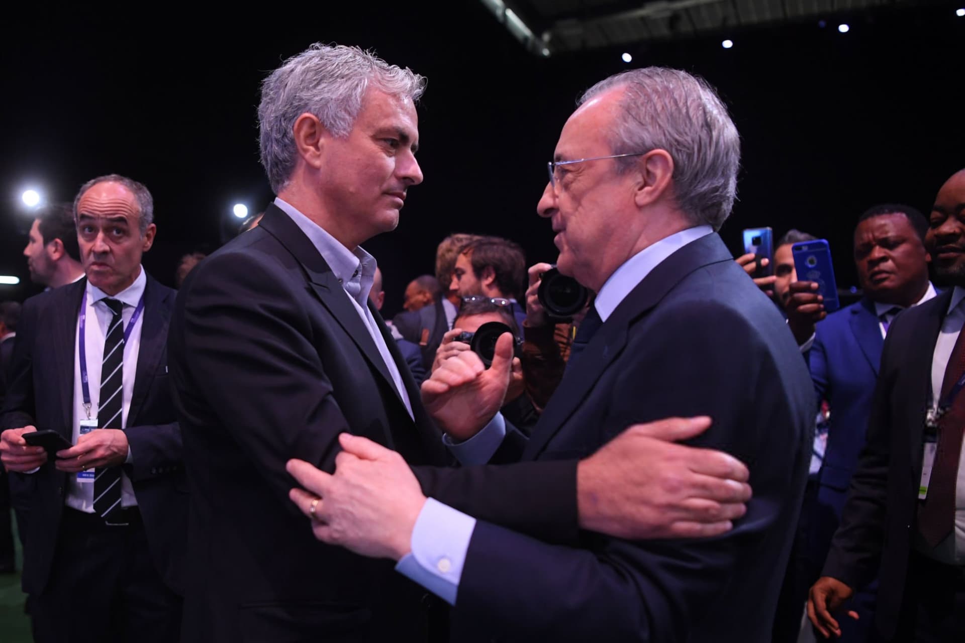 Is Jose Mourinho going back to Real Madrid? Florentino Perez plans to meet with ex-Chelsea & Man Utd coach over Bernabeu return