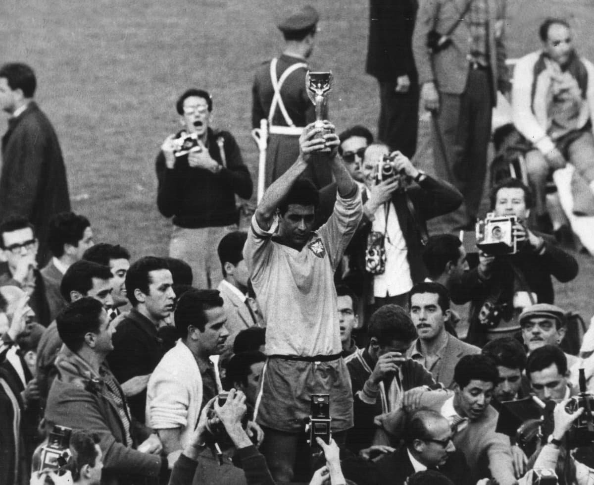 World Cup Archive: Brazil Defend the Crown – Glory in 1962