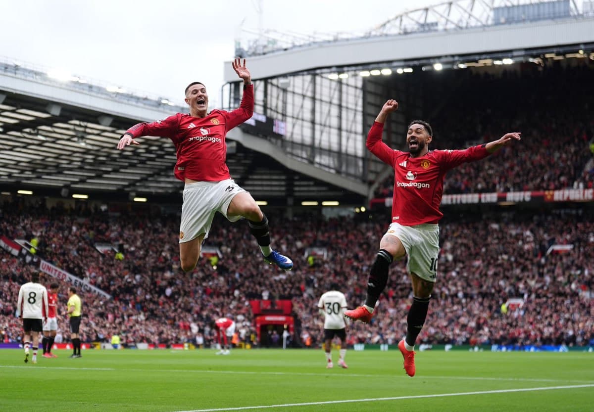 Manchester United’s late strike sinks Liverpool in Old Trafford thriller