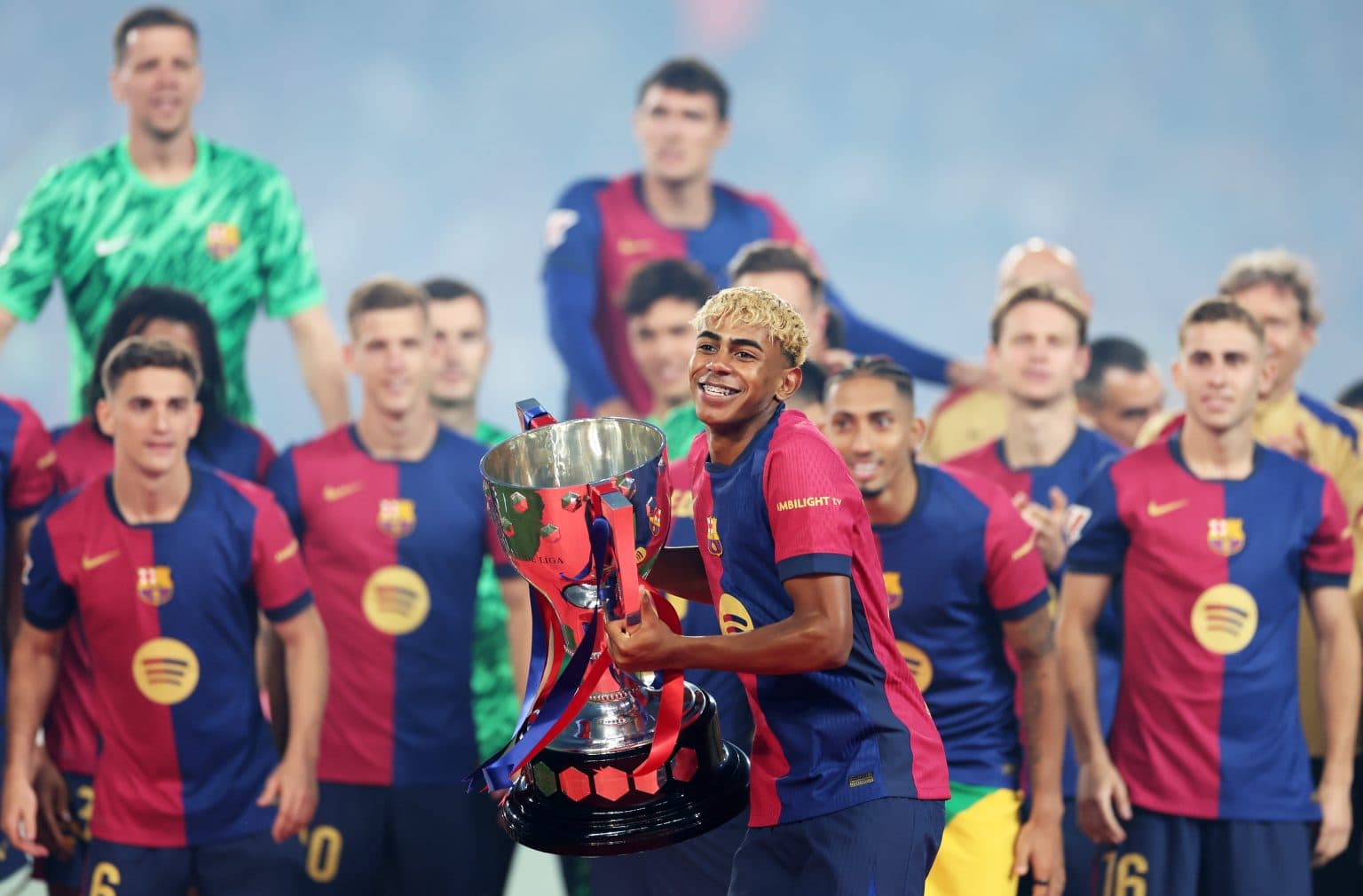 Barcelona set to lift La Liga trophy after El Clasico if title is secured