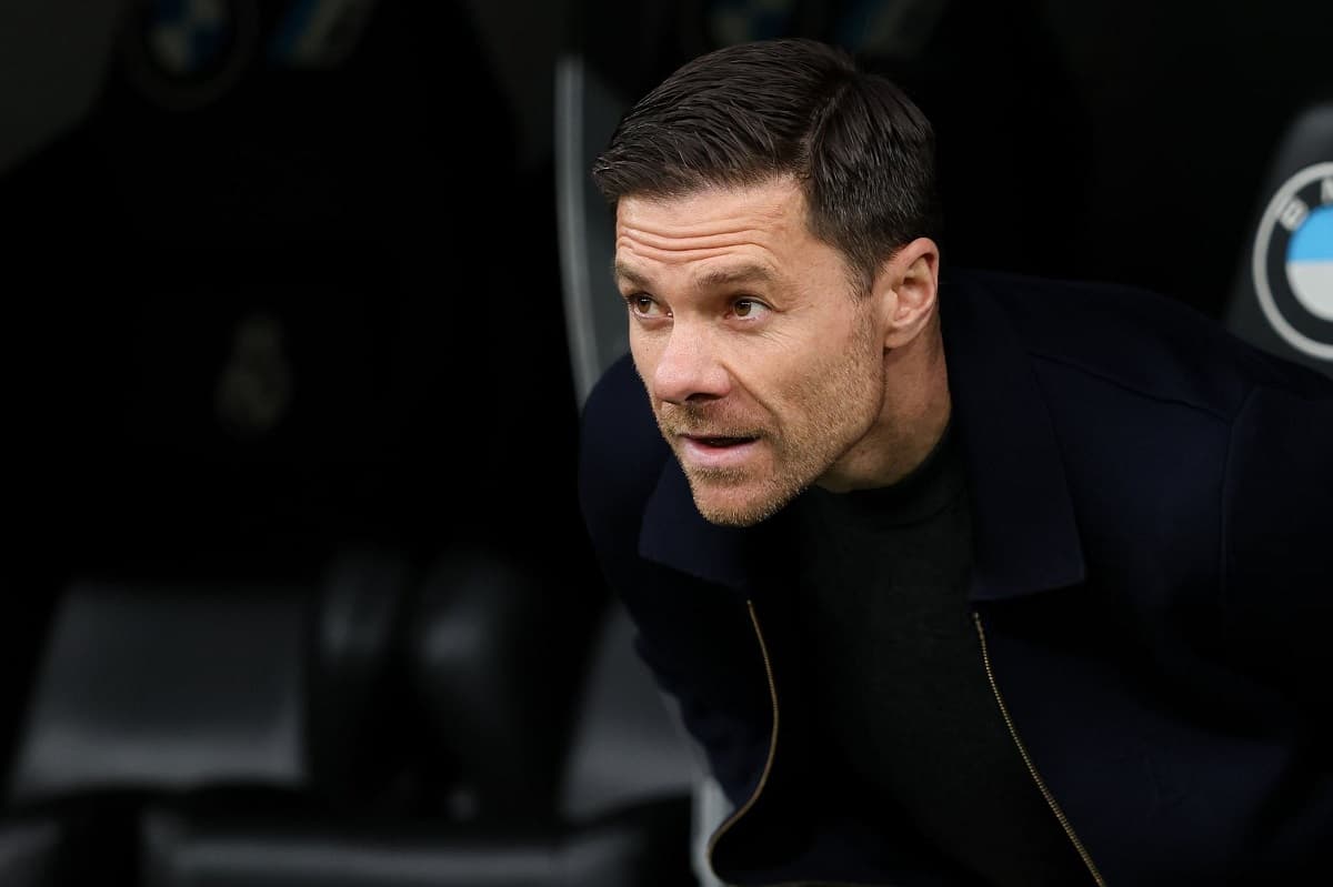 Chelsea receive Xabi Alonso green light as Spaniard eyes Stamford Bridge move