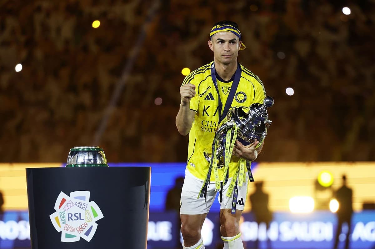 Cristiano Ronaldo 1-of-1 Panini Kaboom Card Sells for Record $1.35 Million in landmark auction