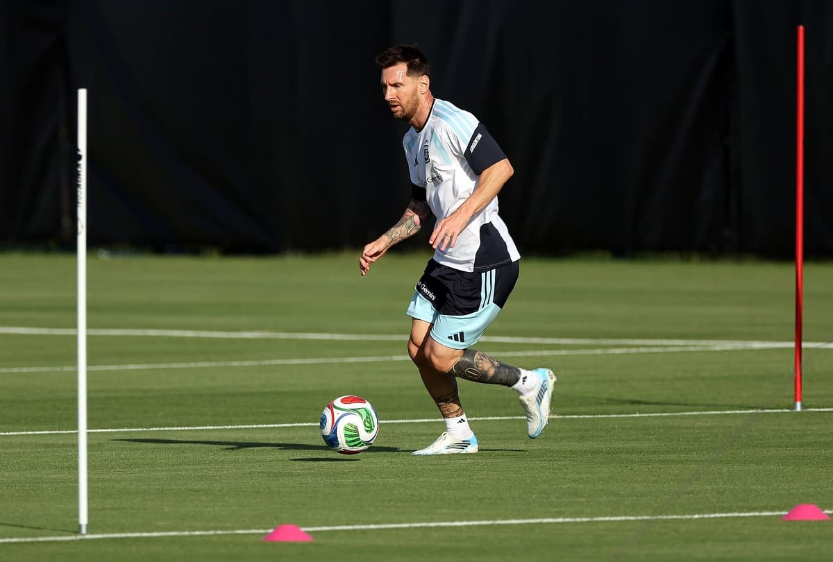 Lionel Messi set for potential return in Argentina World Cup warm-up matches