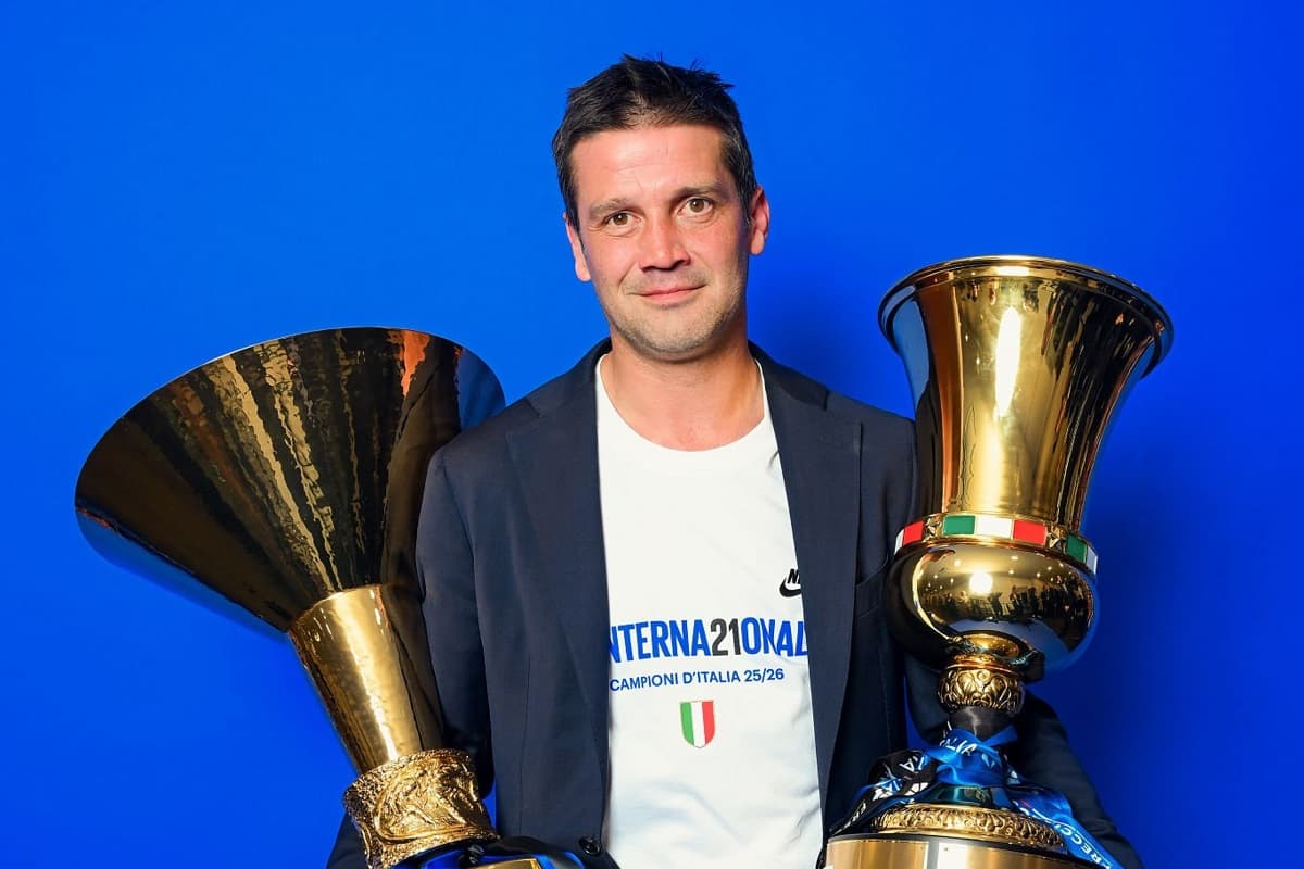 Inter extend Chivu contract until 2028
