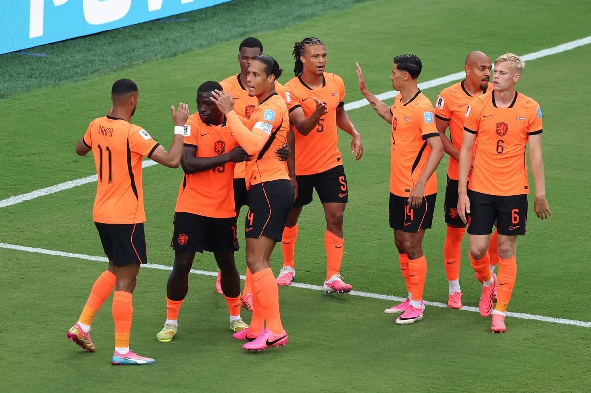 Netherlands, Japan and Sweden survive the Group of Death to reach the knockout stage