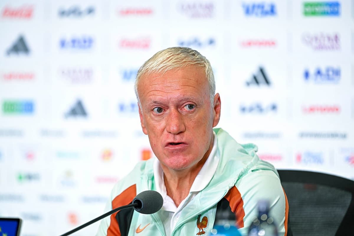 Deschamps says Philadelphia heat is 'not ideal' but manageable