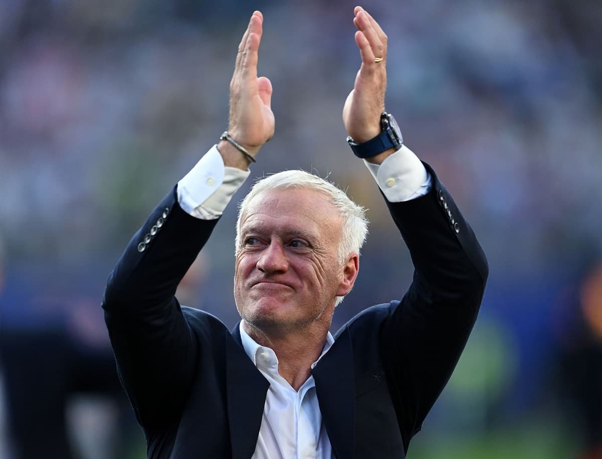 Deschamps praises France's composure after tense win over Paraguay