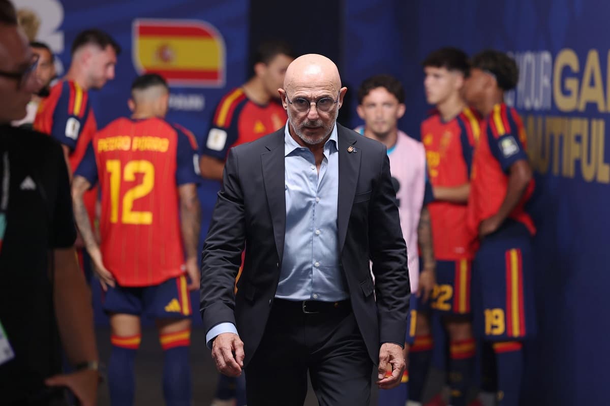 Luis de la Fuente backs Spain to upset favourites France in World Cup semi-final