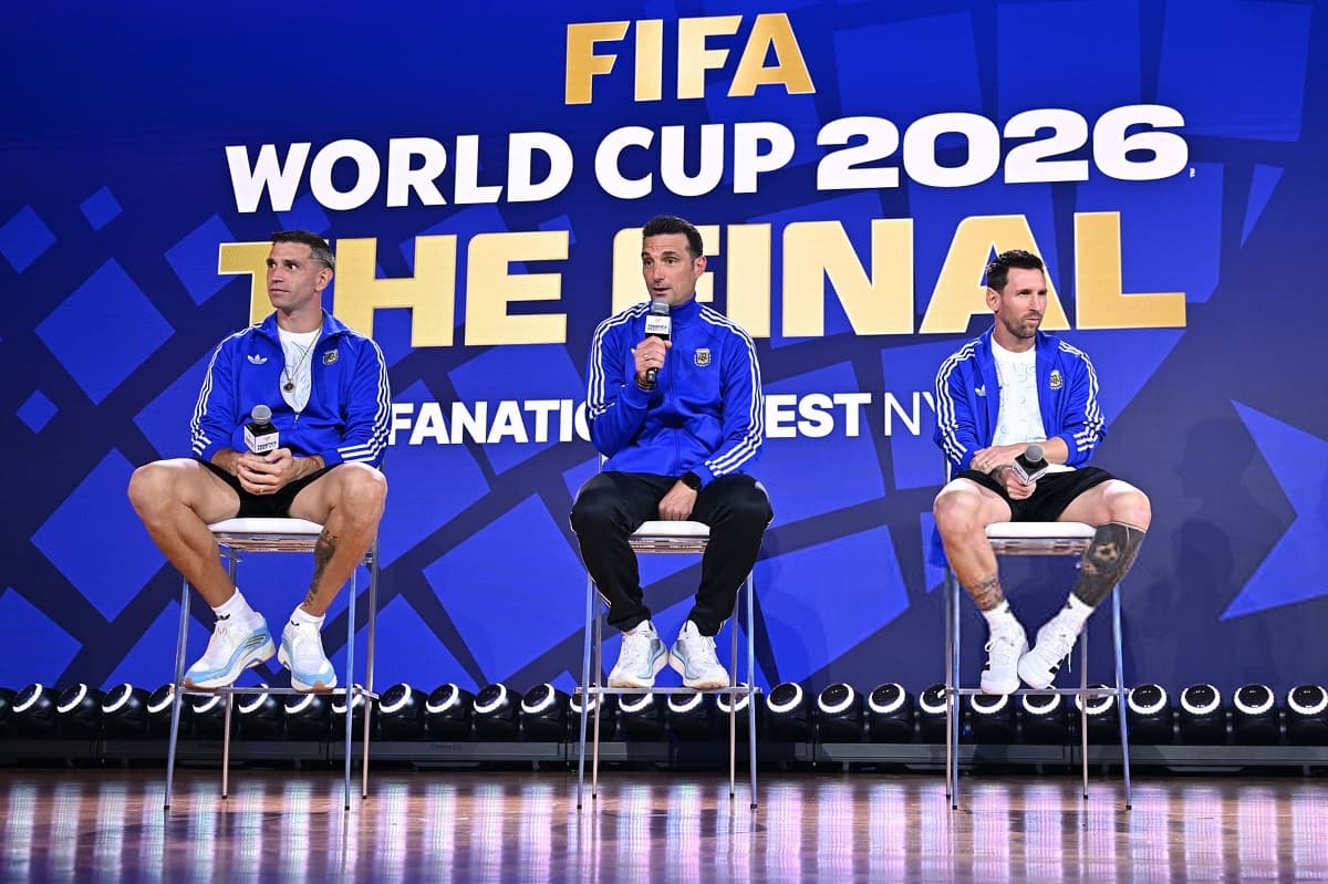 Argentina driven by fans to defend World Cup title, says Scaloni