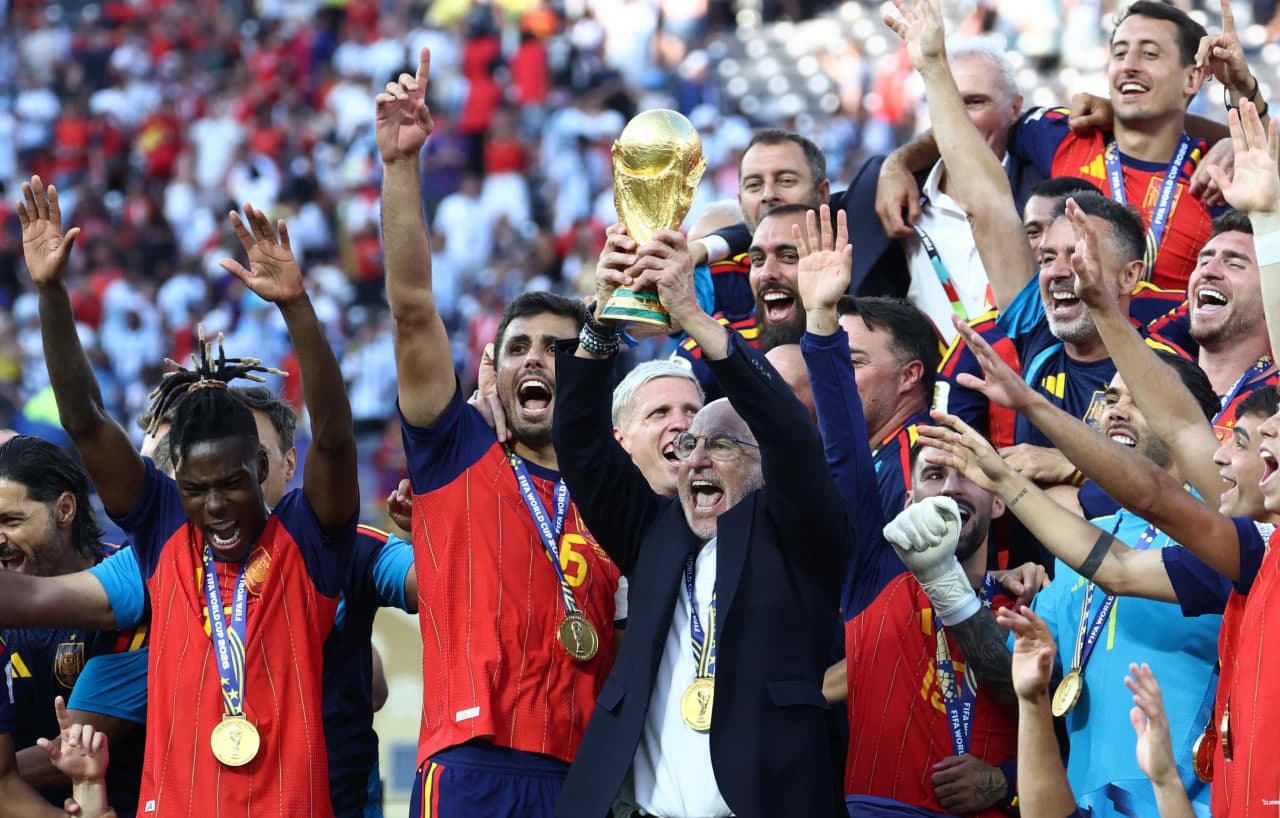 De la Fuente salutes Spain’s team-first mentality after World Cup win