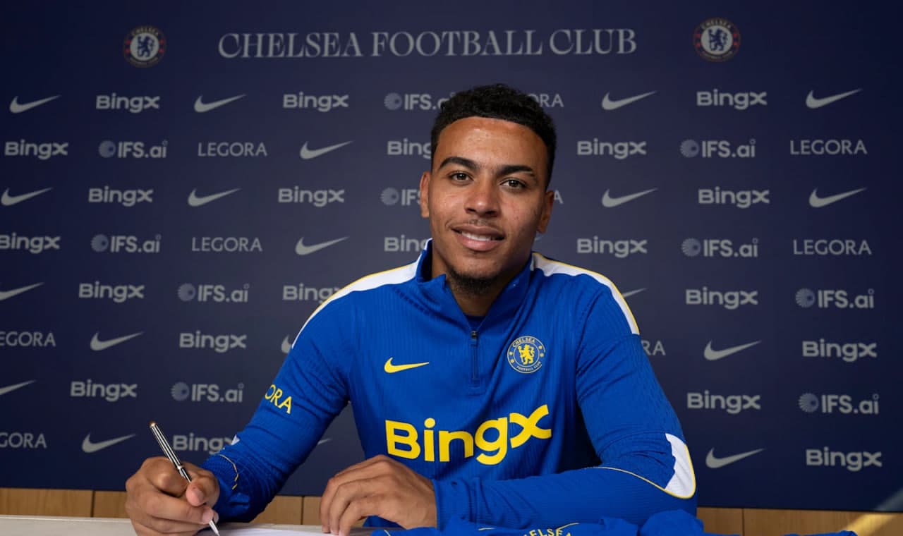 Chelsea sign Morgan Rogers from Aston Villa
