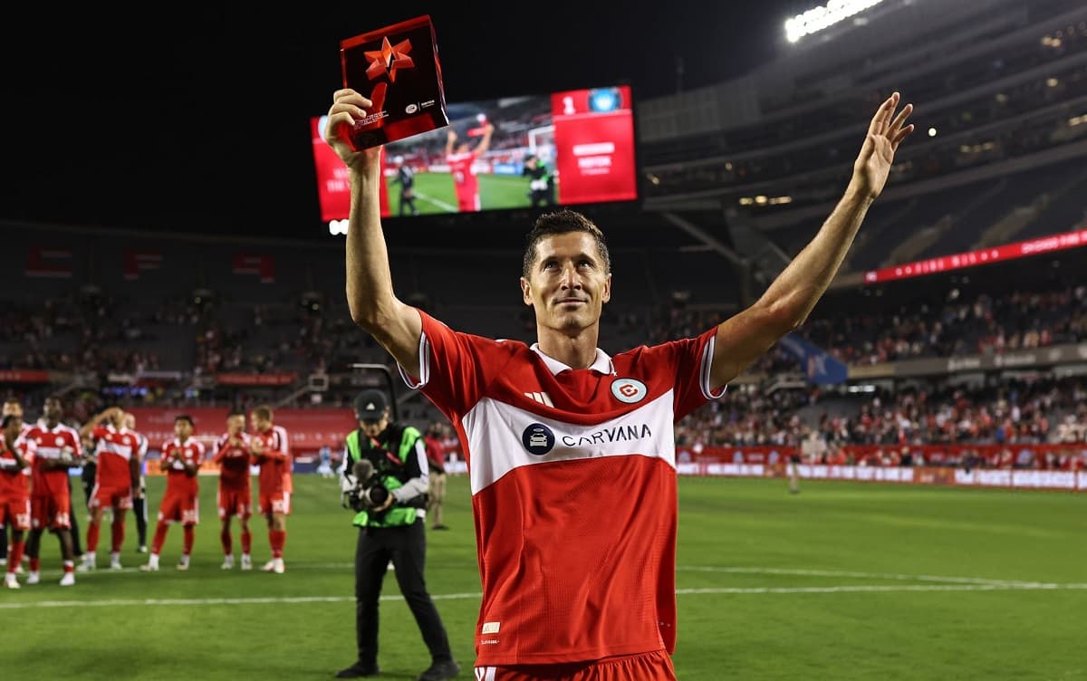 Lewandowski shines with brace in home debut as Chicago Fire beat Charlotte FC