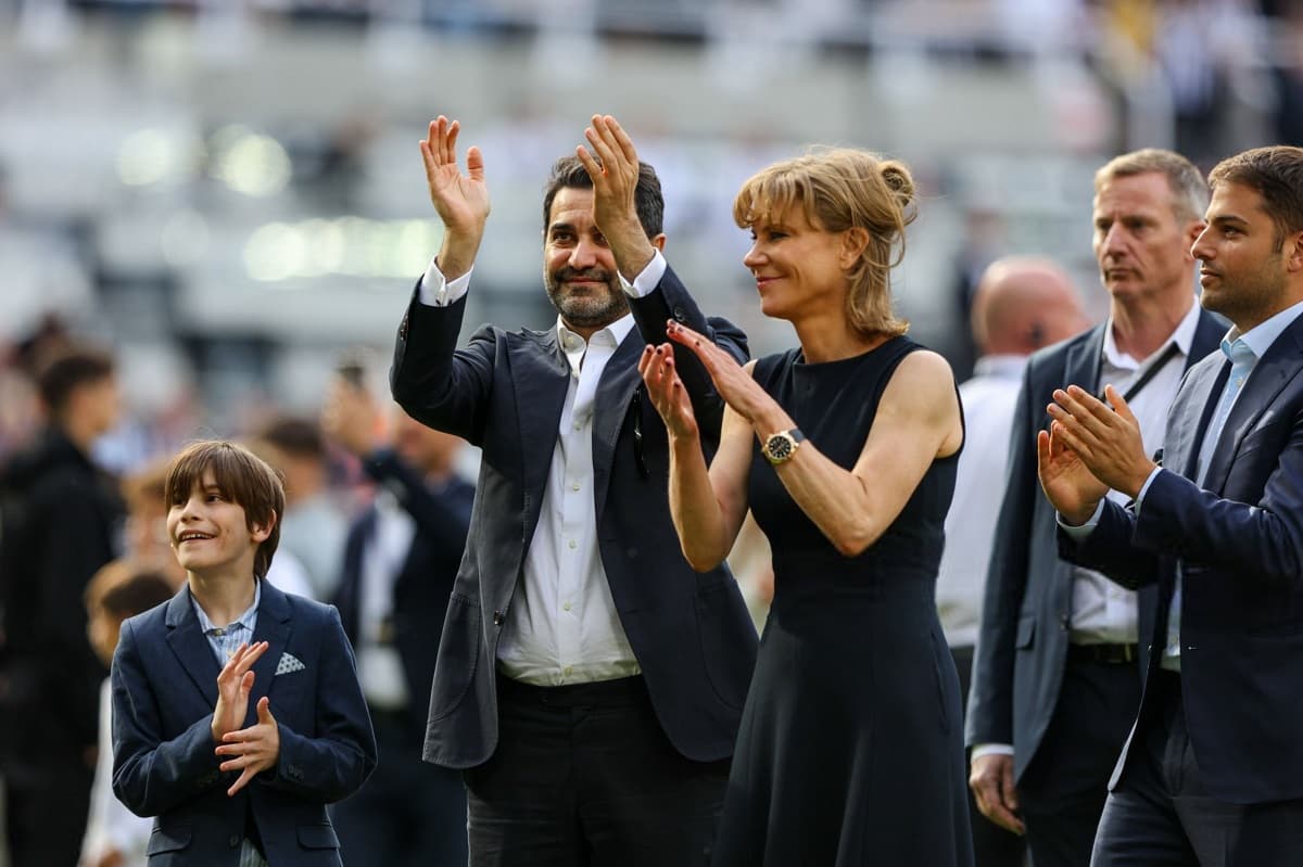 Vanessa Gold agrees to sell West Ham stake to Amanda Staveley-led consortium