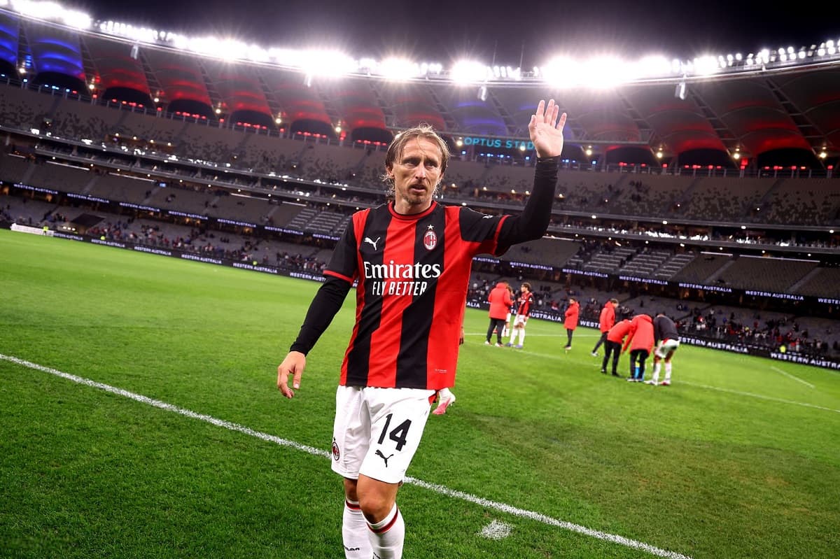 Modric reveals why he delayed signing new Milan contract