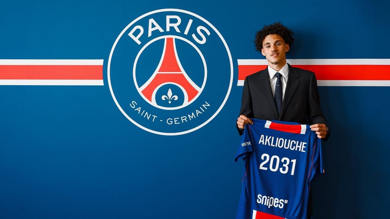 PSG sign Maghnes Akliouche on a deal until 2031
