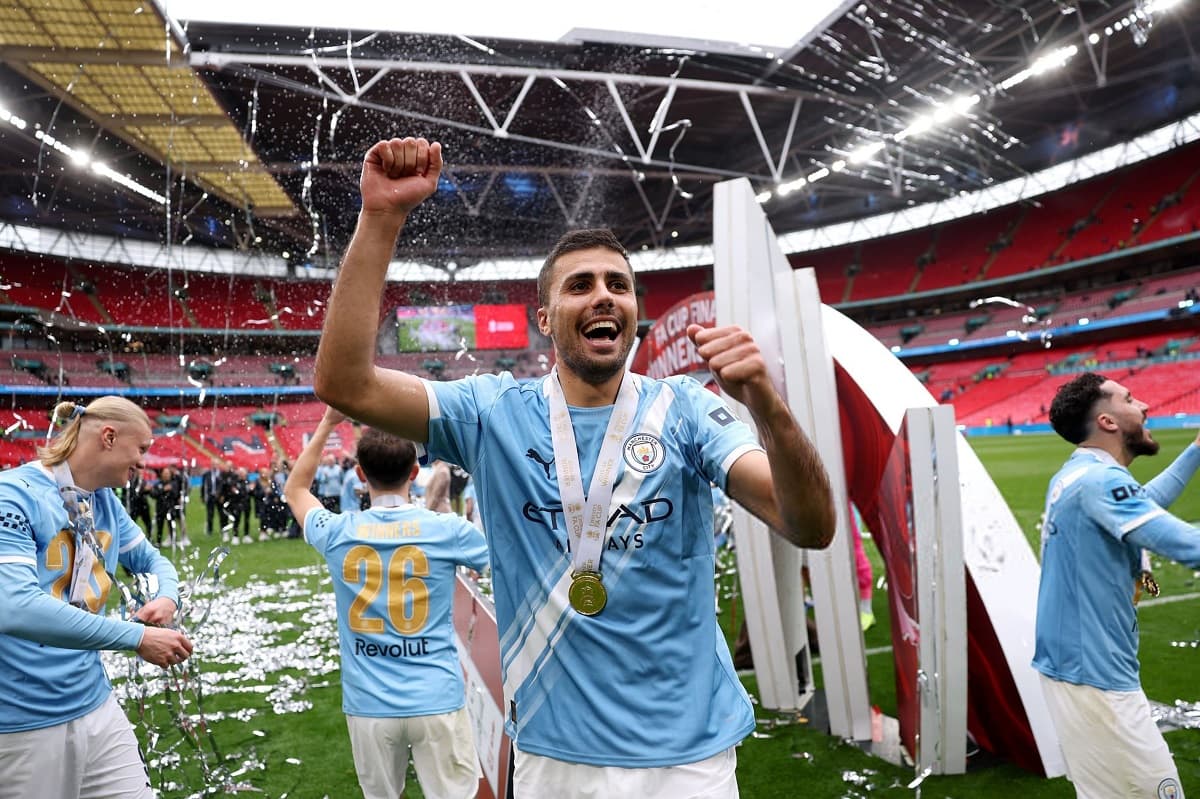 Barcelona ready to increase offer for Rodri after City reject €45m bid