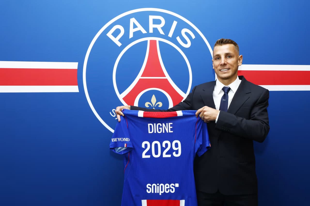 Lucas Digne returns to Paris Saint-Germain on a deal until 2029