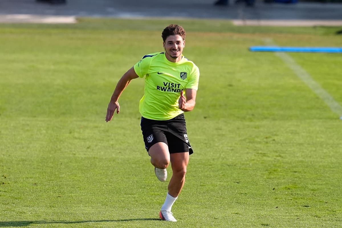 Barcelona pause Julian Alvarez pursuit and explore striker alternatives