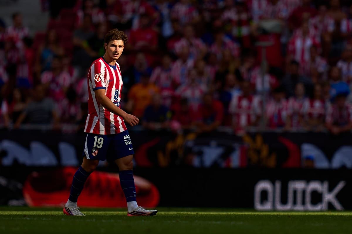 Barcelona’s pursuit of Julian Alvarez sparks Atletico Madrid defiance