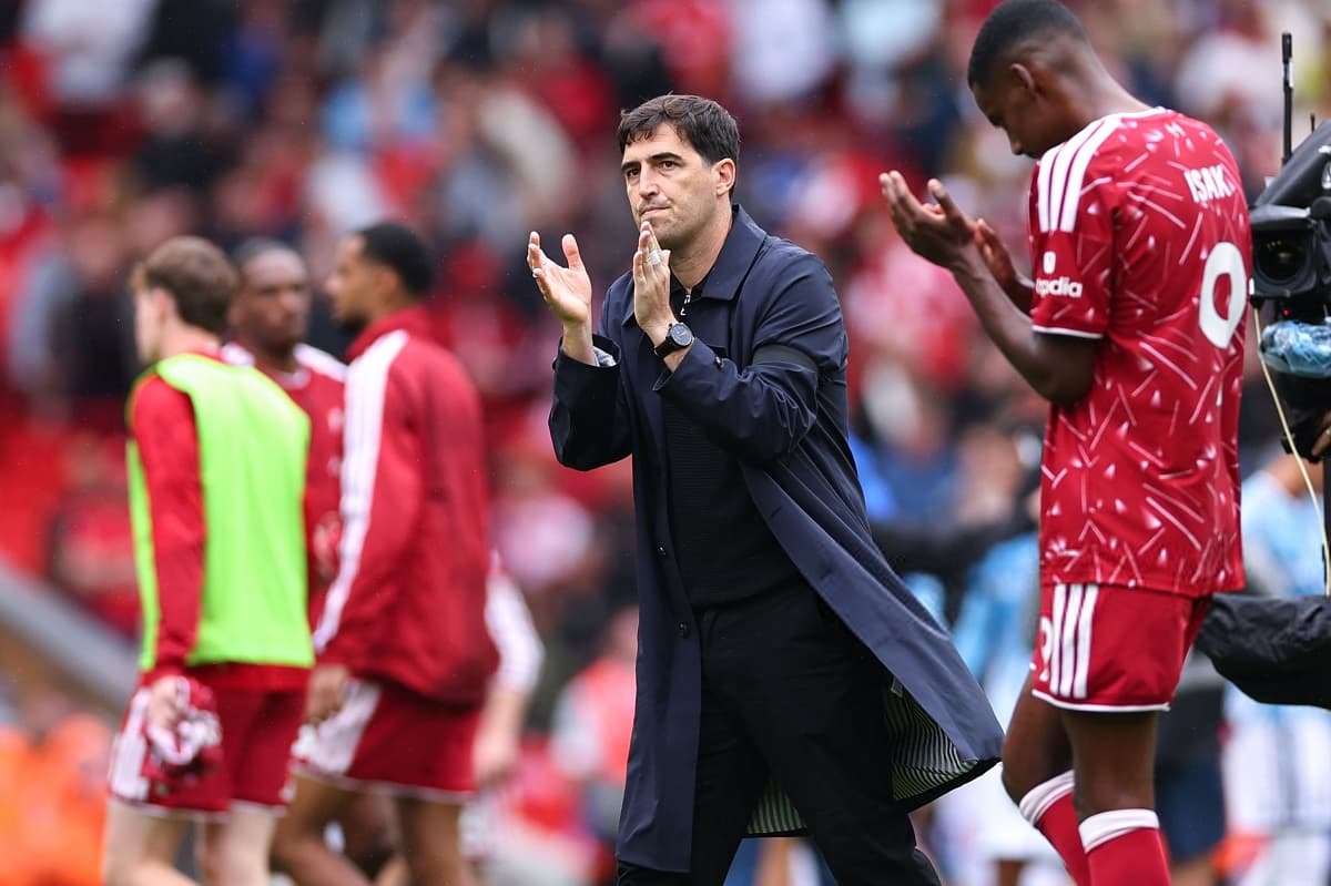 Iraola angry over delayed Liverpool triple substitution