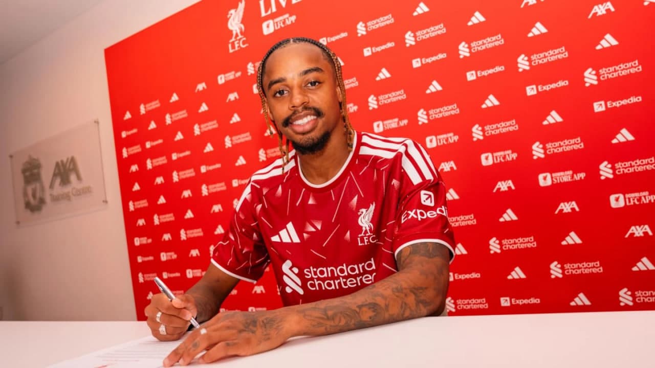 Liverpool complete signing of Bradley Barcola from PSG