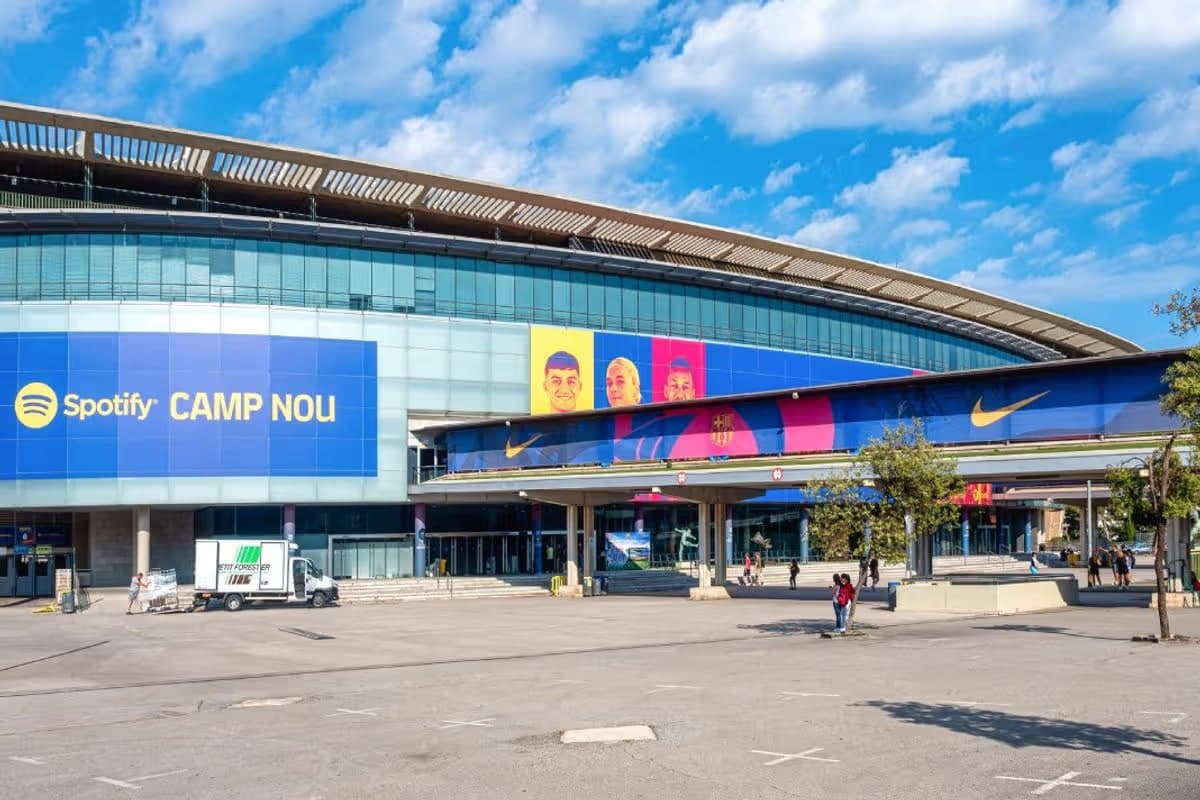 Barcelona plan to build amusement park inside Spotify Camp Nou