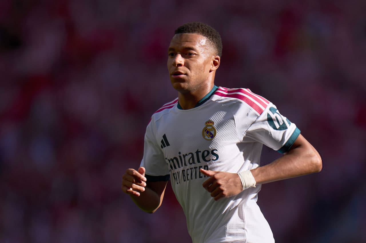 Mbappe confident of Ballon d’Or chances despite trophyless season