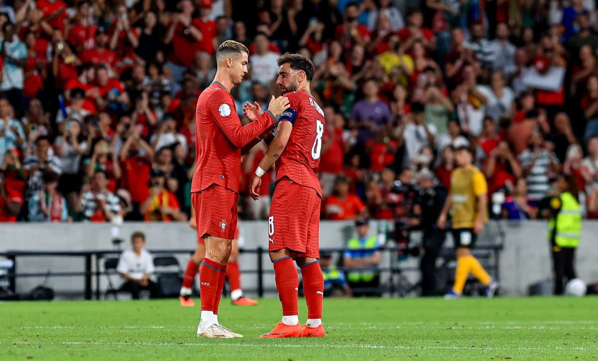 Fernandes defends Ronaldo as Portugal captaincy future hangs in the balance