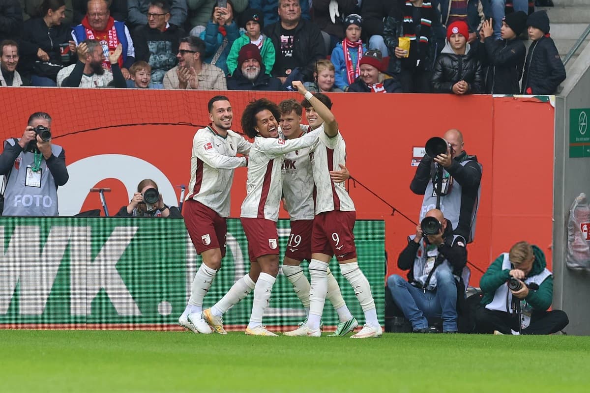 Manuel Neuer concedes Bundesliga’s fastest-ever goal again