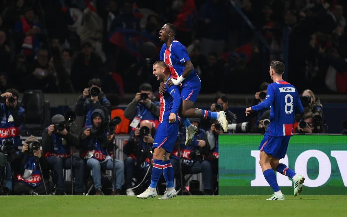 PSG stun Barcelona in a six-goal thriller at the Parc des Princes