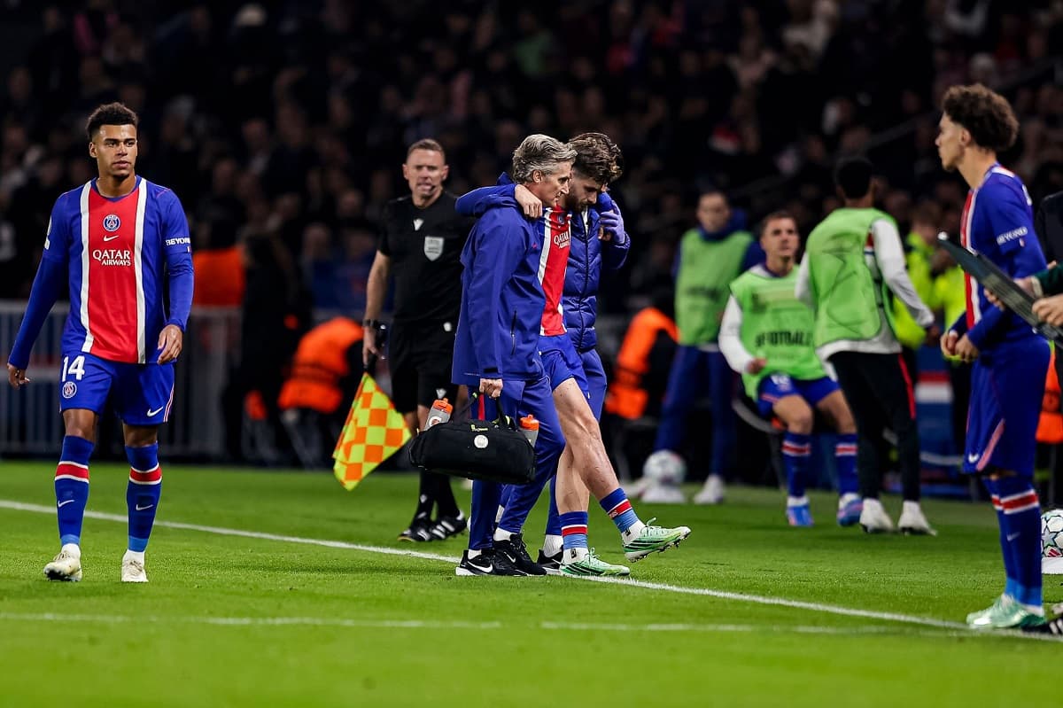 PSG confirm injury updates on Kvaratskhelia, Dembele and Marquinhos