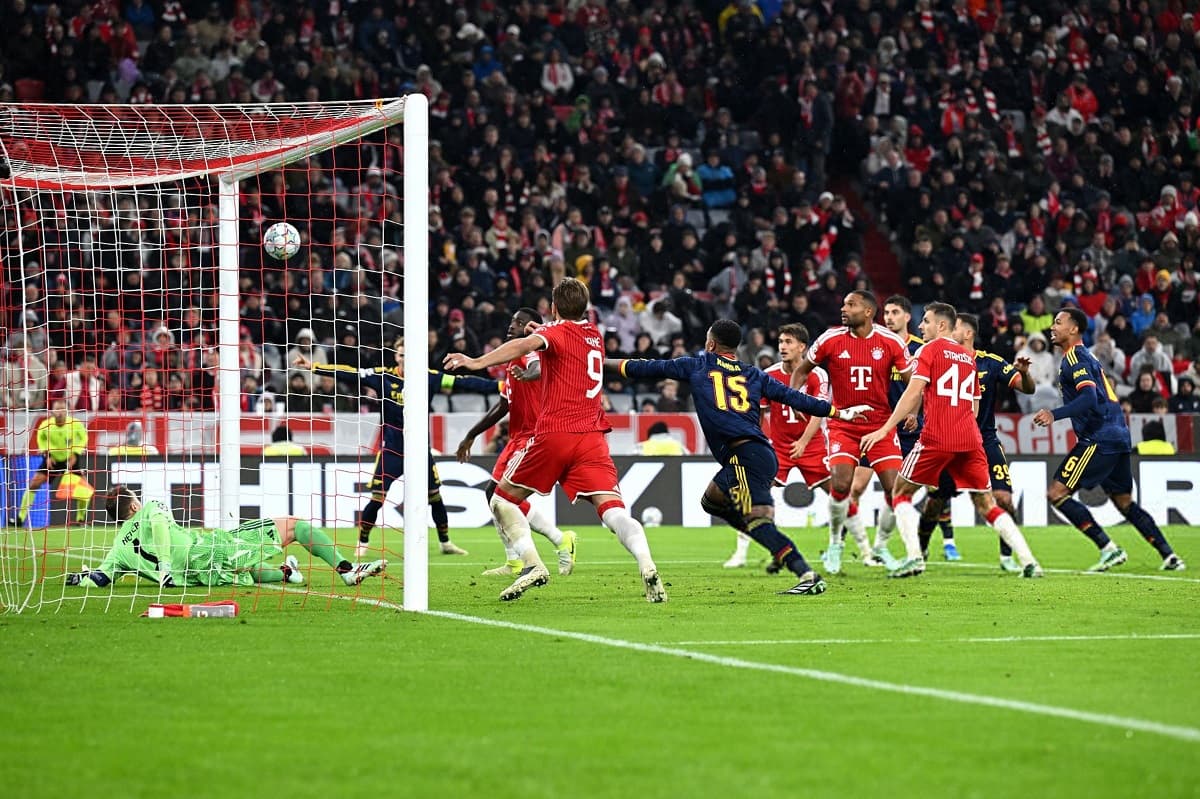 Bayern and Arsenal share the spoils in 2–2 Champions League draw