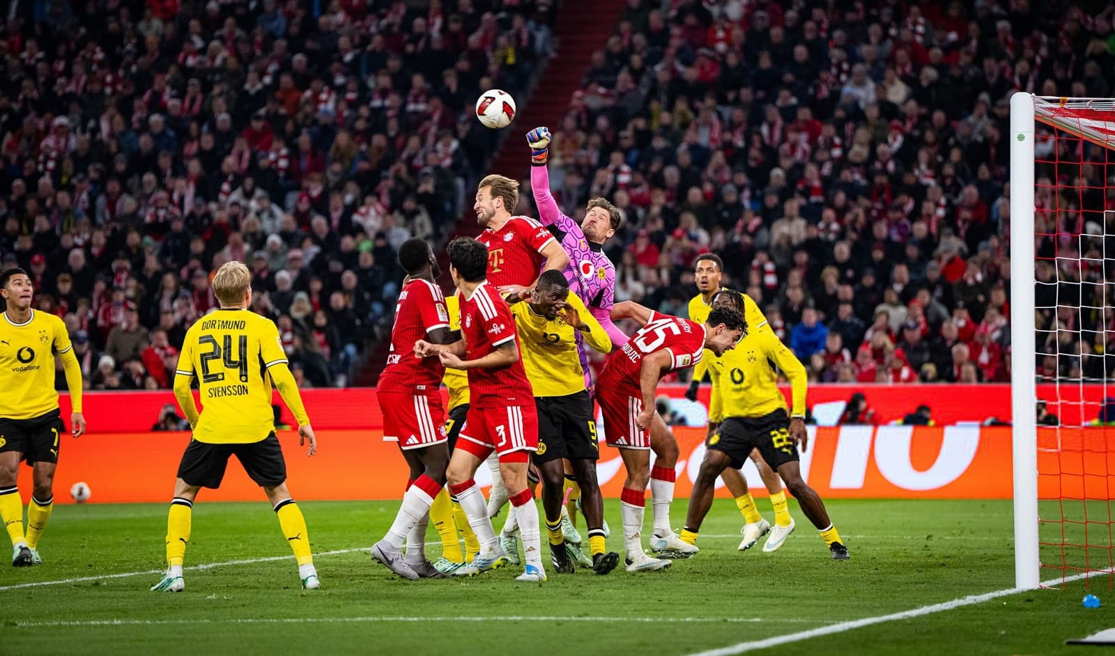 Kane’s missed penalty and Dortmund’s last-minute sting spoil Bayern’s golden night